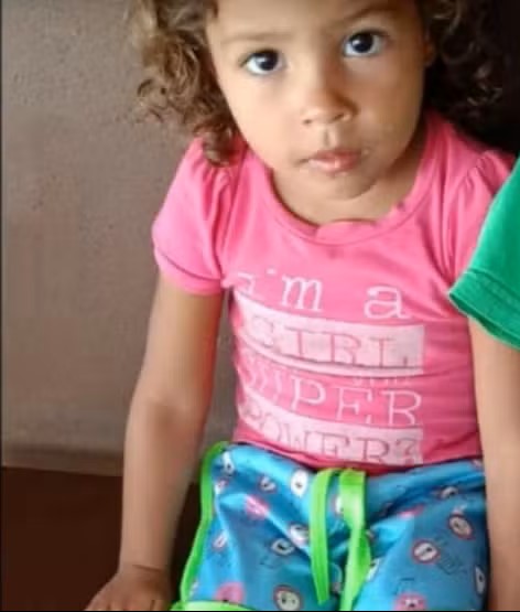 Criança de 3 anos morre afogada em piscina durante confraternização em Rondônia