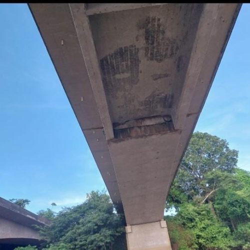 Crise na BR-364: ponte interditada corre risco de desabar e manifestantes bloqueiam única rota de acesso