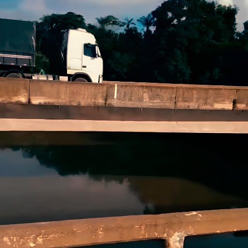 DNIT garante estabilidade da ponte sobre o rio Candeias após vídeos de rachadura; obras começam terça-feira