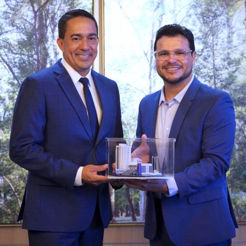 Eyder Brasil, como parte do protocolo, fez o juramento constitucional onde prometeu desempenhar o mandato fielmente e promover o bem de Rondônia, e agradeceu o apoio. Ele e Marcelo Cruz assinaram o termo de posse.
