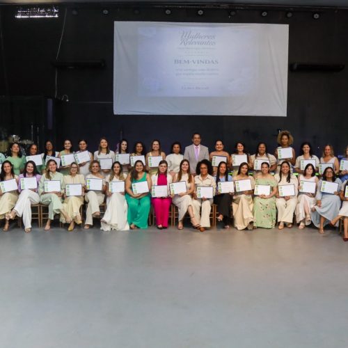 Eyder Brasil homenageia cerca de 50 mulheres em Ji-Paraná em mais uma edição do Projeto Mulheres Relevantes