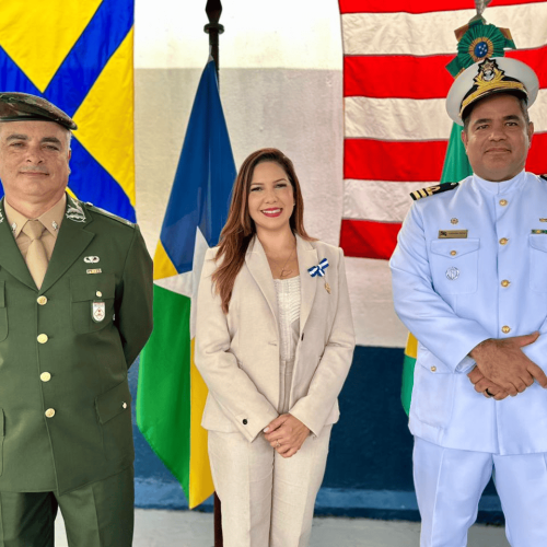 Deputada Federal Cristiane Lopes recebe Medalha Amiga da Marinha em Porto Velho