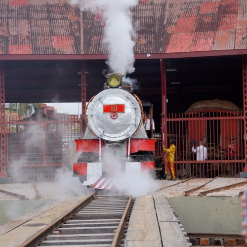Locomotiva 18 faz nova exibição neste domingo (23)