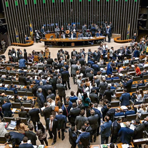 Câmara vai debater neste semestre se aumenta número de deputados ou redistribui vagas entre estados