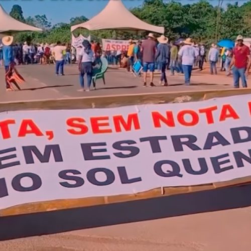 BR-364 é totalmente bloqueada novamente por produtores rurais em Cujubim
