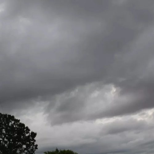 Frente fria muda o tempo em Rondônia nesta sexta-feira (15) e derruba temperaturas em várias regiões