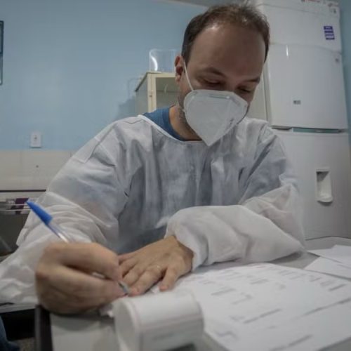 Profissionais da enfermagem de Porto Velho terão auxílio de até R$ 700; entenda