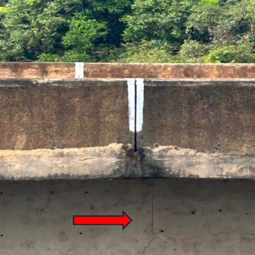 Laudo técnico aponta fissuras que oferecem riscos à segurança em ponte sobre o Rio Candeias