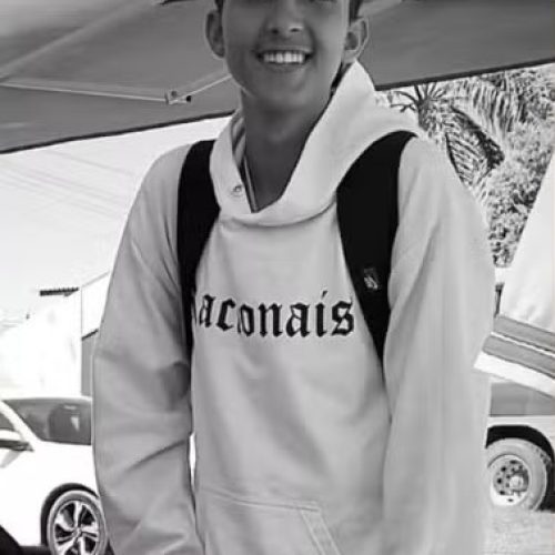 O que é linfoma de Burkitt? Câncer raro causou a morte de adolescente