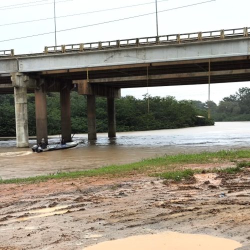 Nível do rio Jaru sobe rapidamente e Defesa Civil alerta para risco de alagamentos